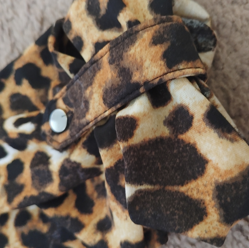 🖤 Leopard Print Top 🖤 - Picture 5 of 5